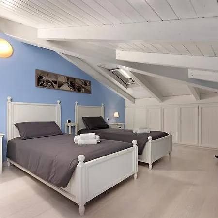 House In The Port Of 4 Guests-wi-fi-netflix 2 Bedrooms Very Exclusive Daire *