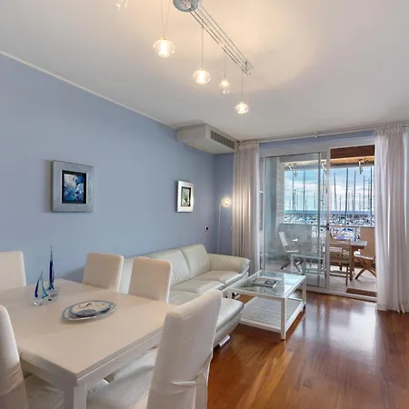 Daire House In The Port Of 4 Guests-wi-fi-netflix 2 Bedrooms Very Exclusive Varazze
