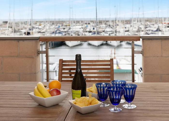 Διαμέρισμα House In The Port Of 4 Guests-wi-fi-netflix 2 Bedrooms Very Exclusive