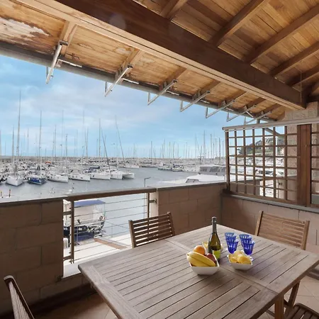 House In The Port Of 4 Guests-wi-fi-netflix 2 Bedrooms Very Exclusive 아파트